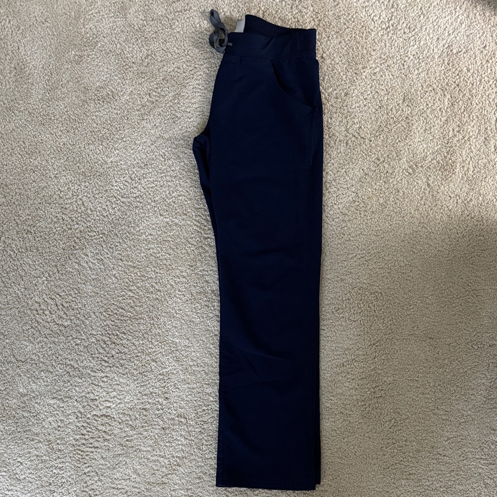 Figs Women's Navy Kade Cargo Pants